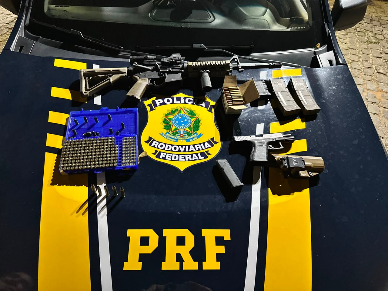 Homem é preso por porte de arma e falsidade ideológica em Natal