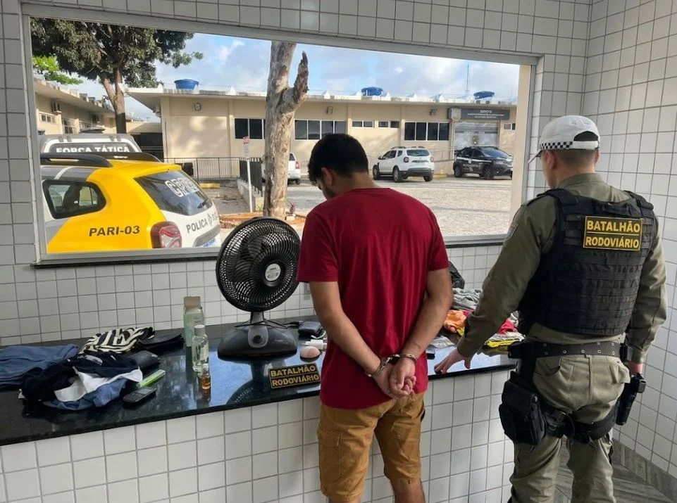 Suspeito de furtar residências é preso pelo CPRE na Redinha, em Natal
