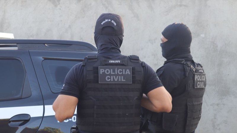 Polícia encontra arma, cocaína e munições após homem escapar de "tribunal do crime" em Pau dos Ferros, RN