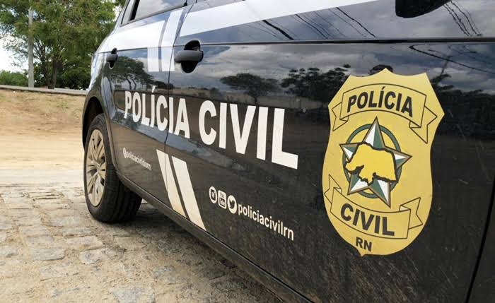 Homem é preso em Mãe Luiza, na Zona Leste de Natal, por suspeita de organização criminosa