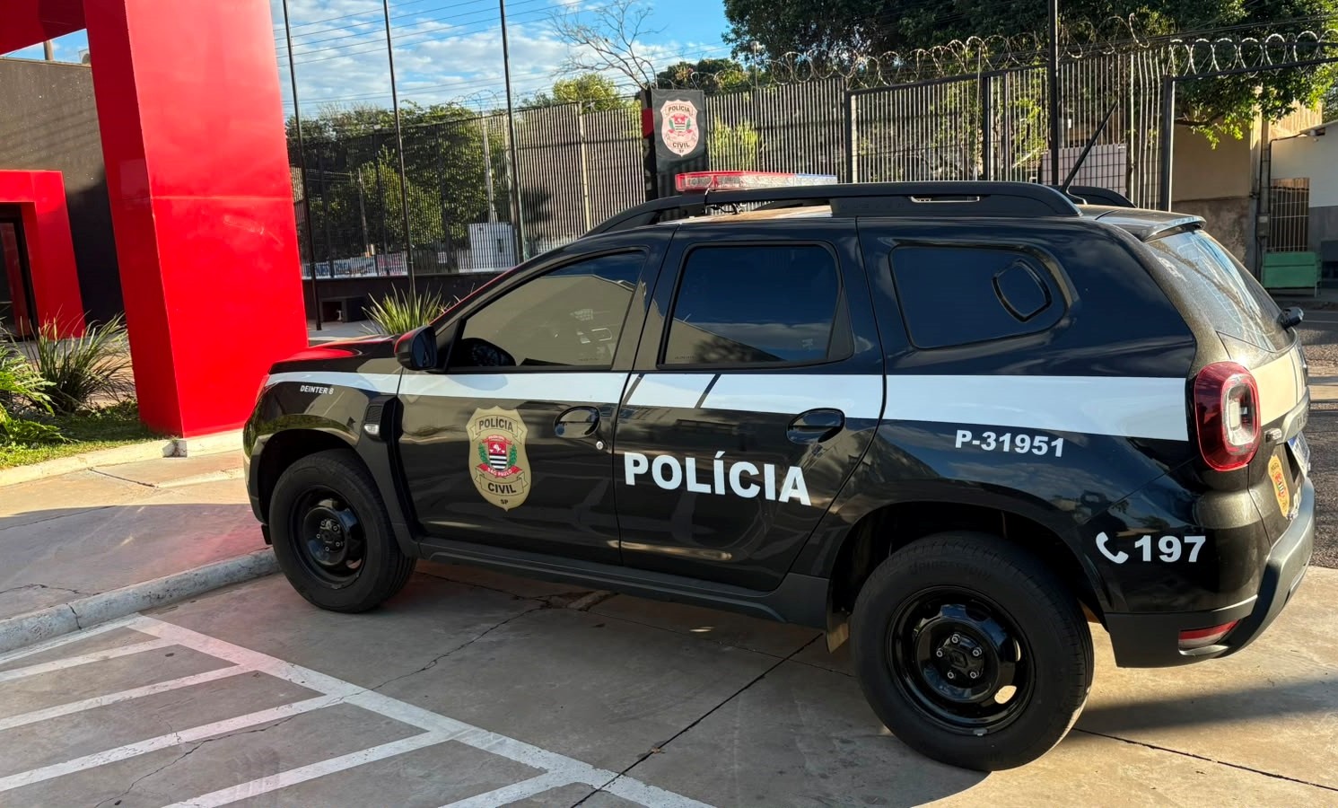 Polícia Civil de Junqueirópolis prende homem por crimes sexuais contra a própria filha