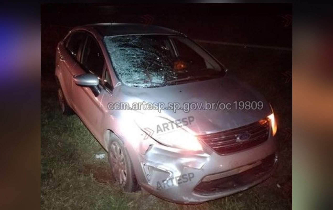 Pedestre que atravessava rodovia morre atropelado por carro em Tatuí
