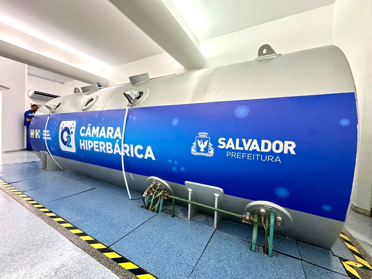 Hospital Municipal do Homem de Salvador amplia tratamento de lesões complexas