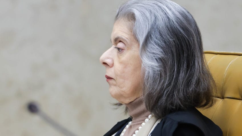 IA impõe desafios inéditos à Justiça Eleitoral e ao Poder Judiciário, aponta Cármen Lúcia