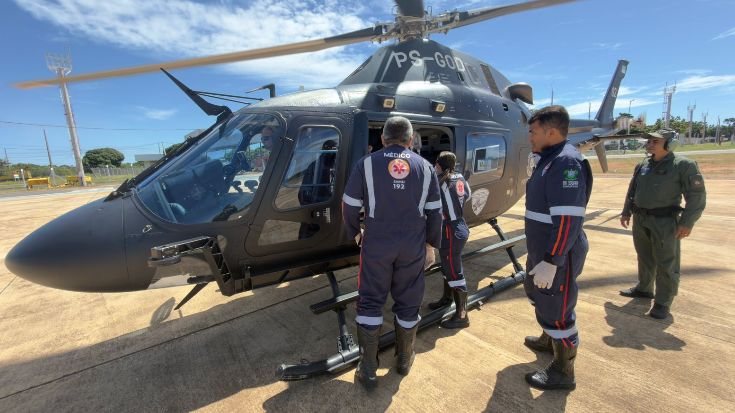 Idosa com 45% do corpo queimado é transferida de helicóptero para Natal após queda em fogueira