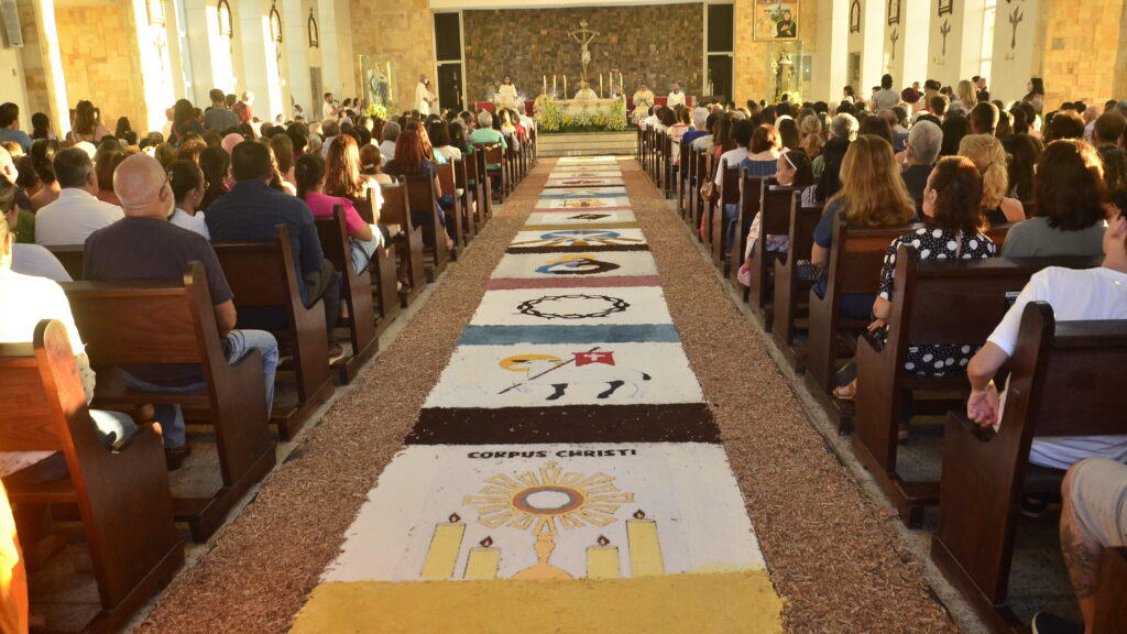 Igrejas celebram Corpus Christi com programação especial nesta quinta-feira, 03/06/2026
