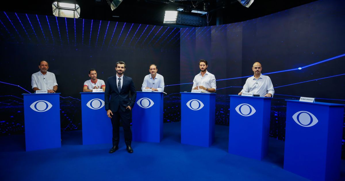 Debate em Minas foca em tributos, gestão pública e propostas para educação