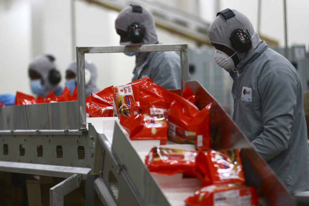 Indústria Brasileira Vê Avanço Chinês no Mercado Interno