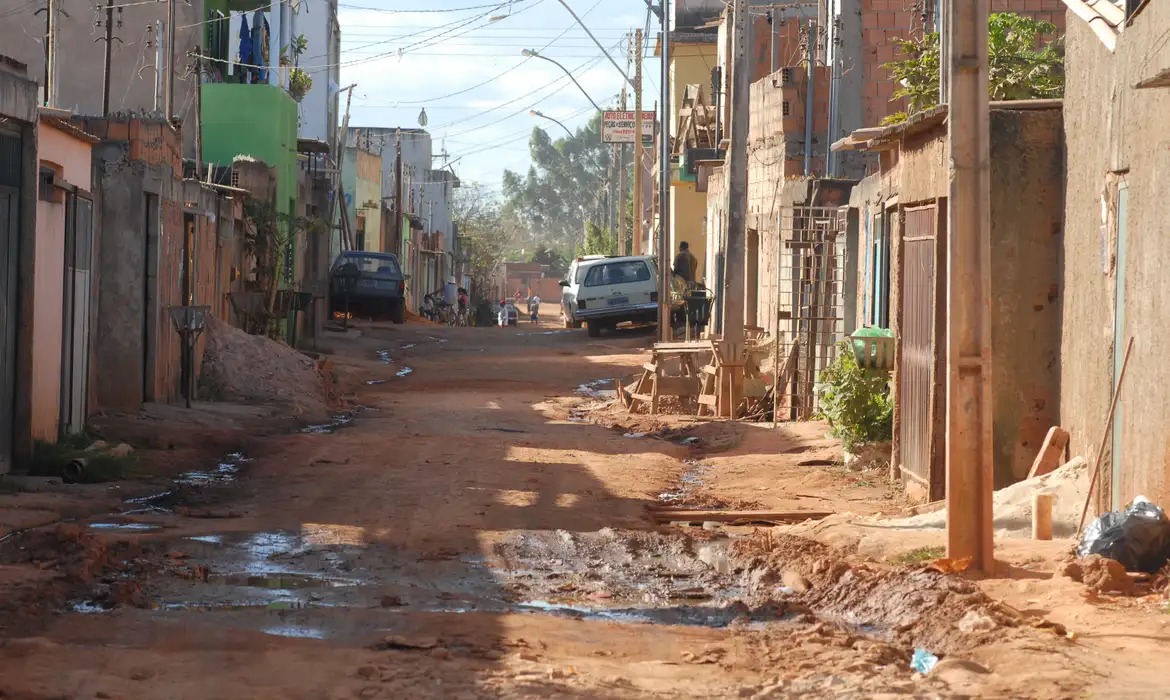 Infraestrutura e ocupações irregulares são os maiores desafios ambientais de Natal, aponta promotora