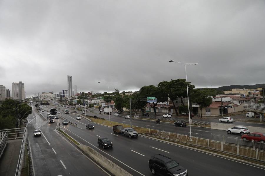 Inmet emite alerta de chuvas e ventos para todo o RN