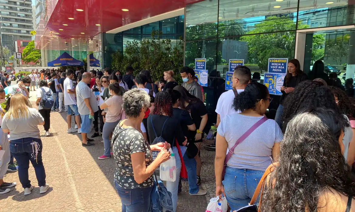 Prouni abre inscrições nesta terça-feira (7) para o segundo semestre de 2026