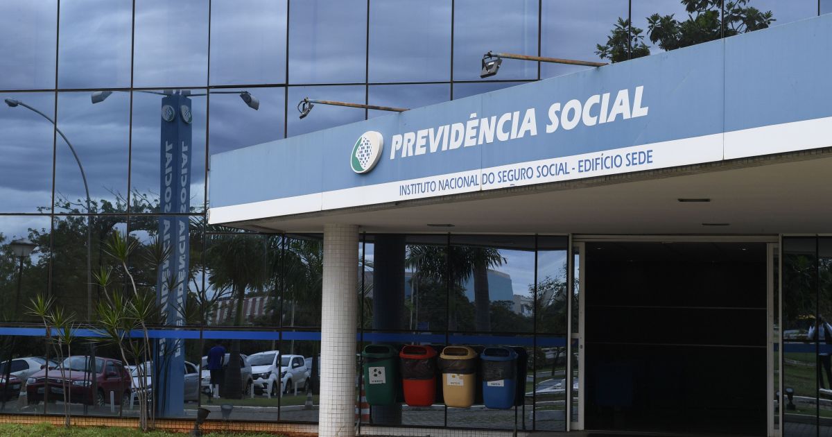 INSS confirma vazamento de 50 mil CPFs; 97% são de falecidos