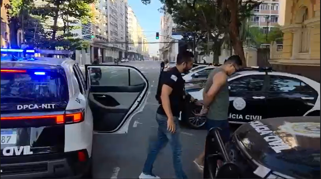Homem ligado à lavagem de dinheiro do Comando Vermelho no Nordeste é preso no Rio de Janeiro