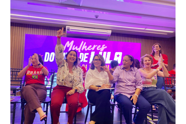 Primeira-dama Janja da Silva participa de ato em Natal contra violência às mulheres