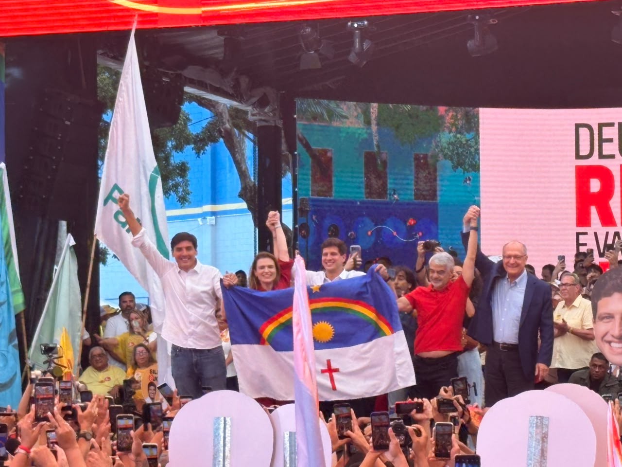 João Campos e Carlos Costa declaram patrimônios ao TSE para eleição em Pernambuco