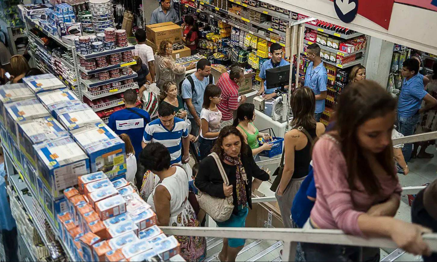 Fecomércio RN: Fim da escala 6x1 pode custar R$ 3 bilhões e eliminar 7.800 empregos no estado