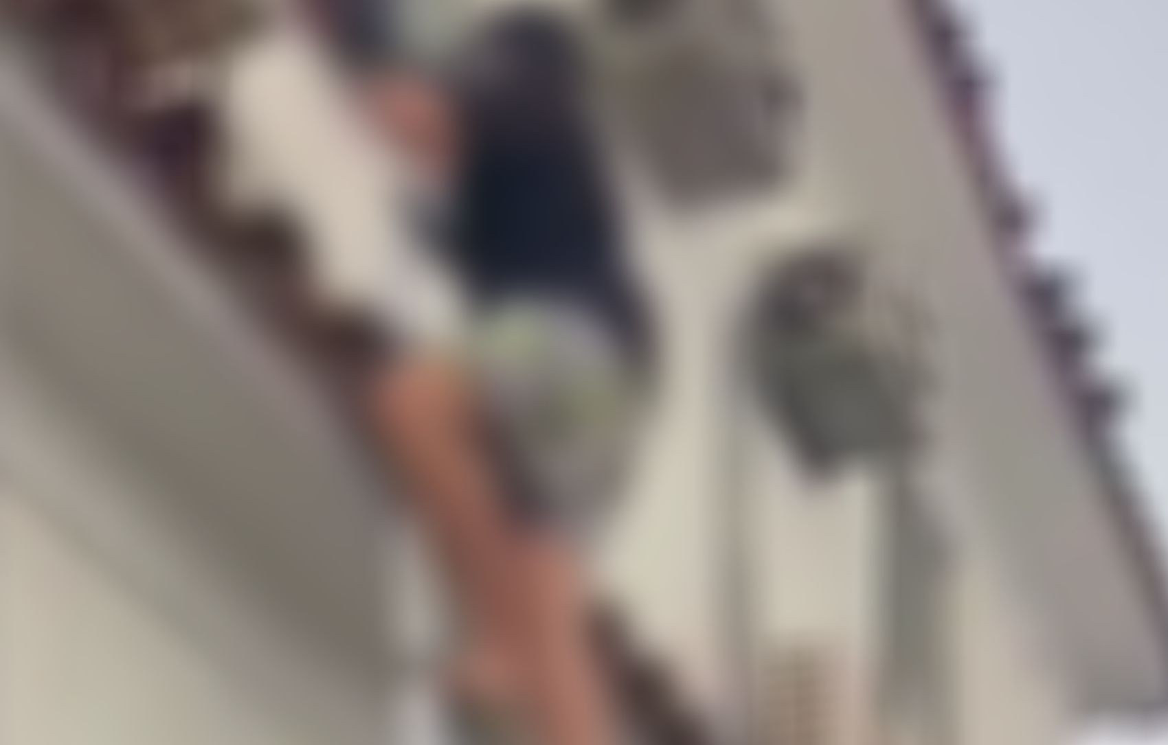 Jovem é resgatada de cárcere privado em Aracaju após pedir socorro