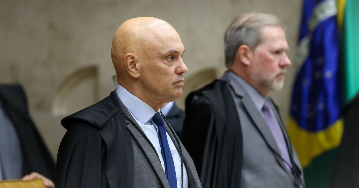 STF agenda julgamento de Eduardo Bolsonaro e analisa inclusão de Jair e Flávio em investigação