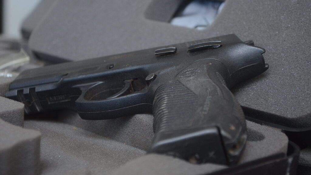 Justiça condena motorista flagrado com pistola em carro de luxo em Natal