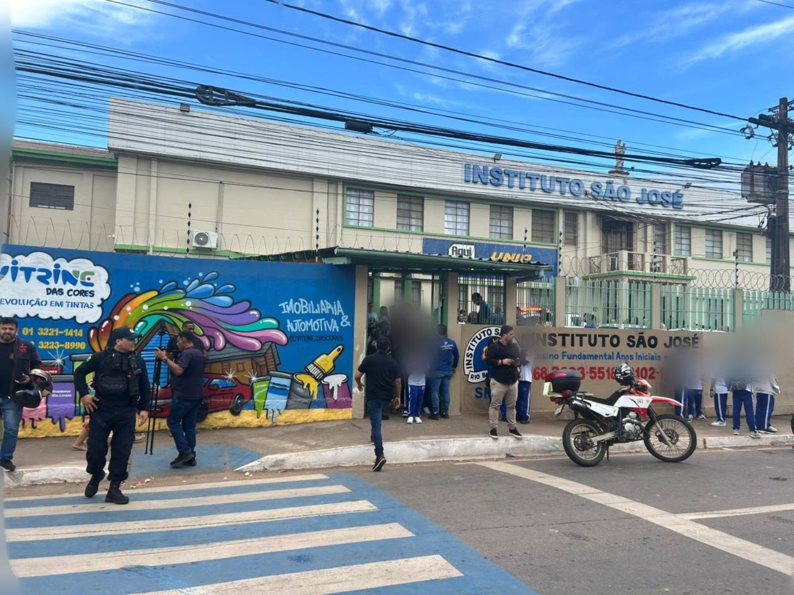 Justiça do Acre determina internação de adolescente por ataque a escola que deixou duas servidoras mortas
