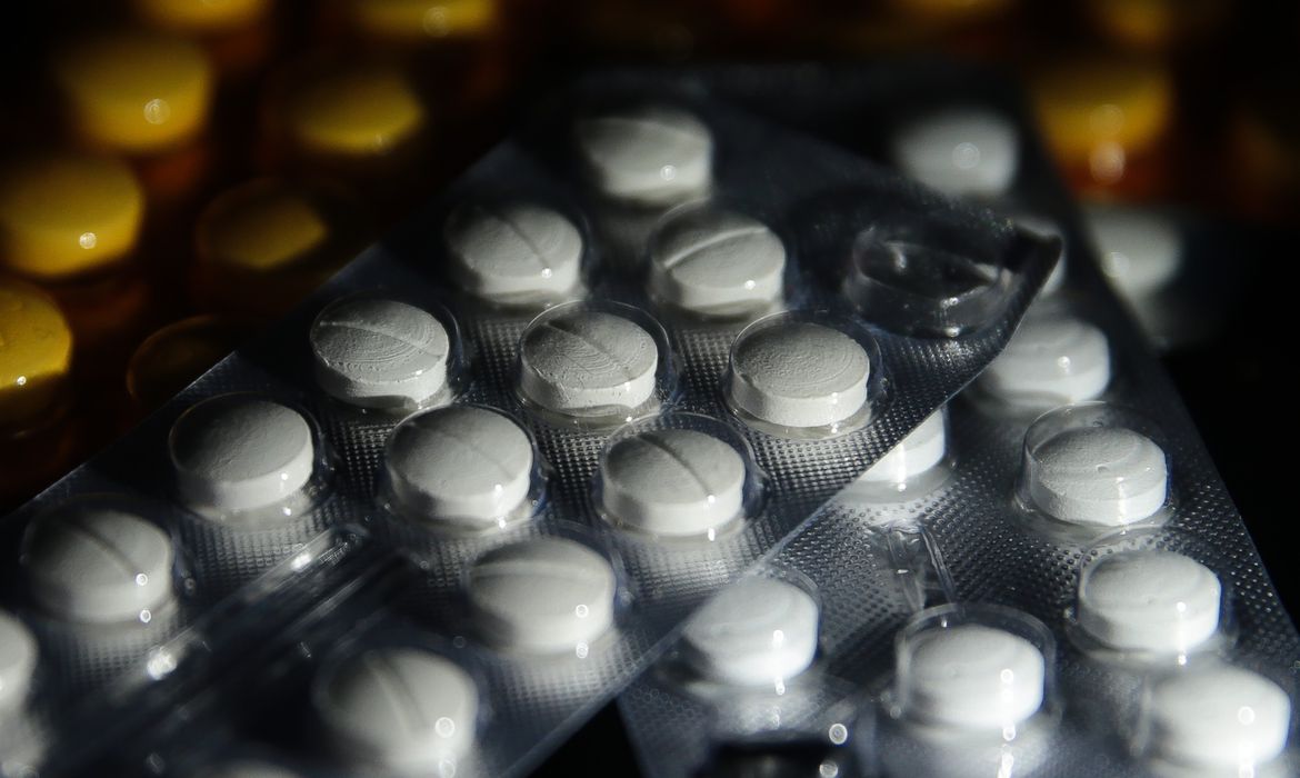 Justiça obriga plano de saúde a fornecer Stelara para paciente com Crohn no RN