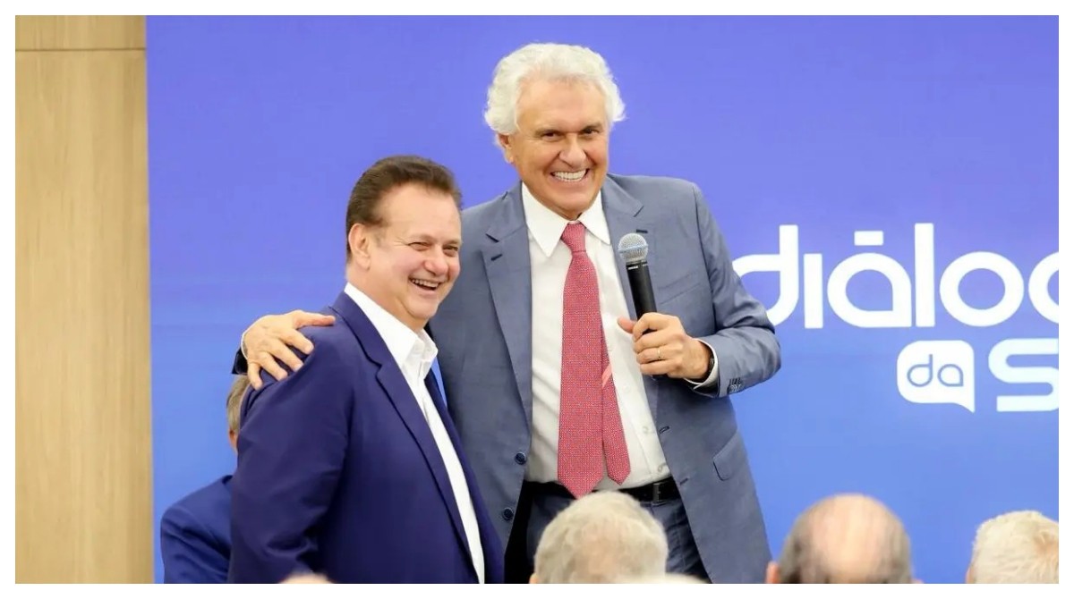 Kassab garante aliança do Centrão com Lula e projeta desgaste para Flávio Bolsonaro