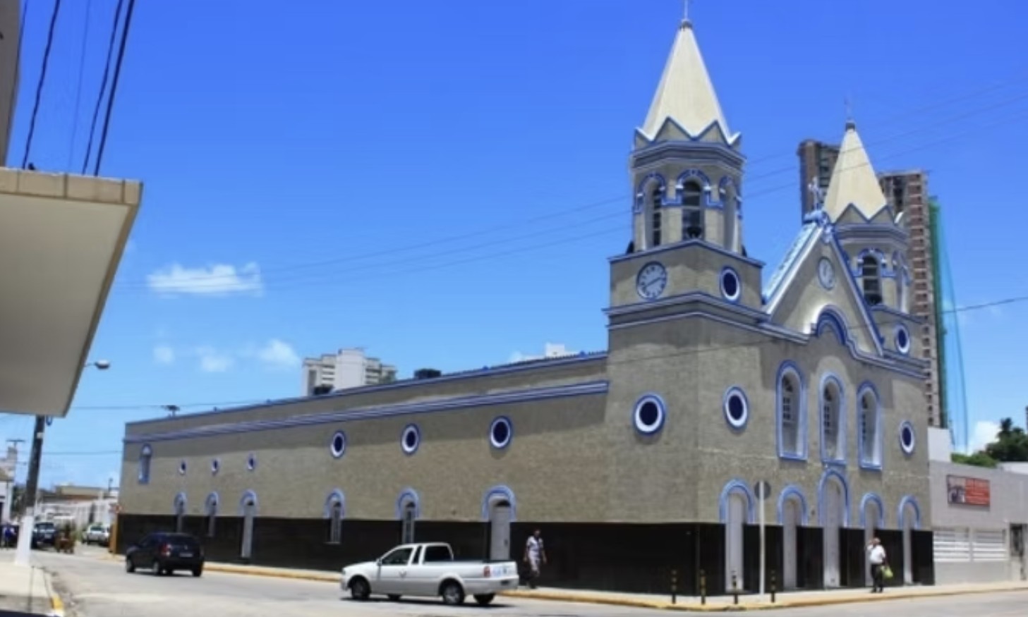 Laudo aponta danos estruturais na Igreja do Bom Jesus das Dores e STTU avalia bloqueio de via