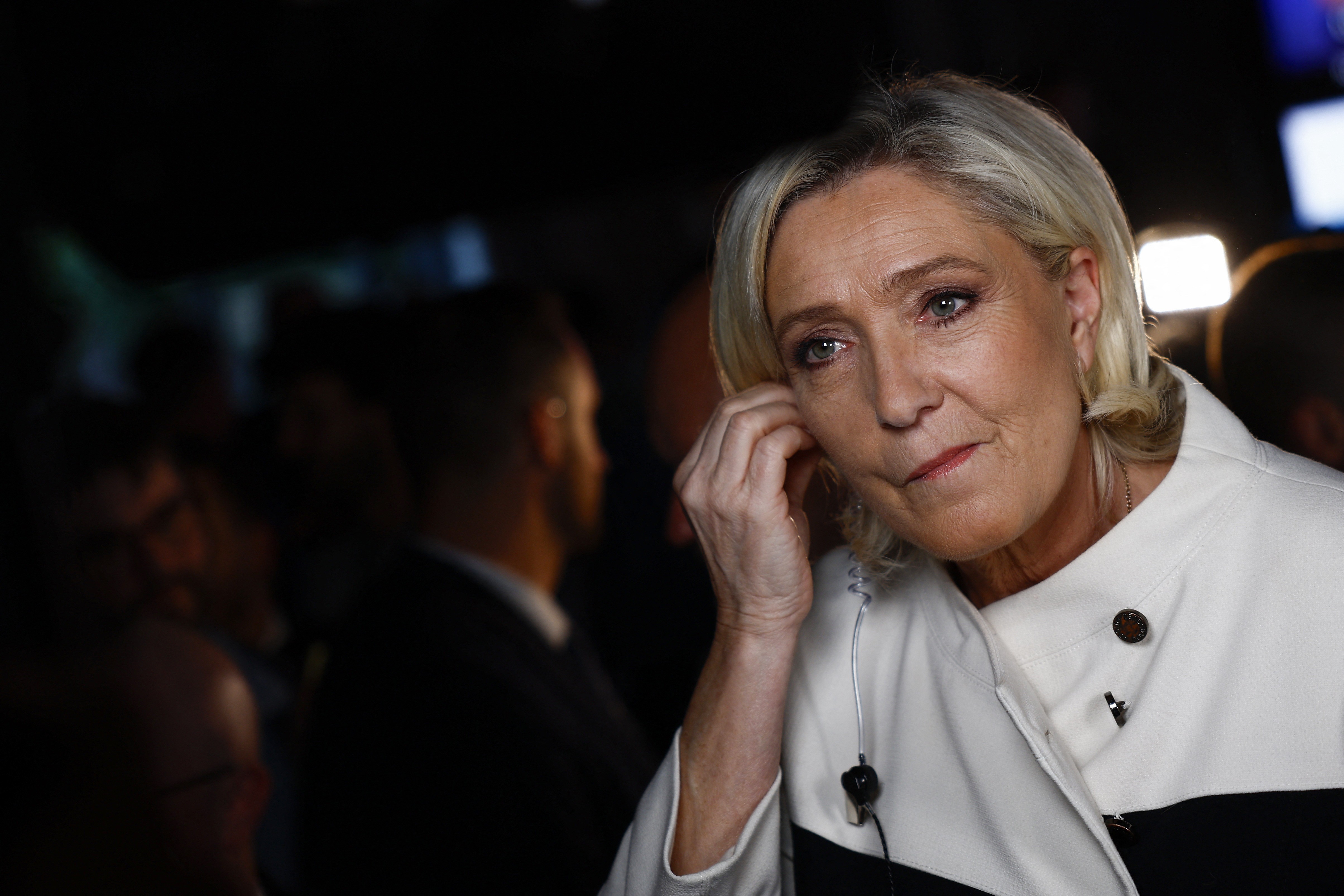 Marine Le Pen confirma candidatura à Presidência da França em 2027, apesar de condenação