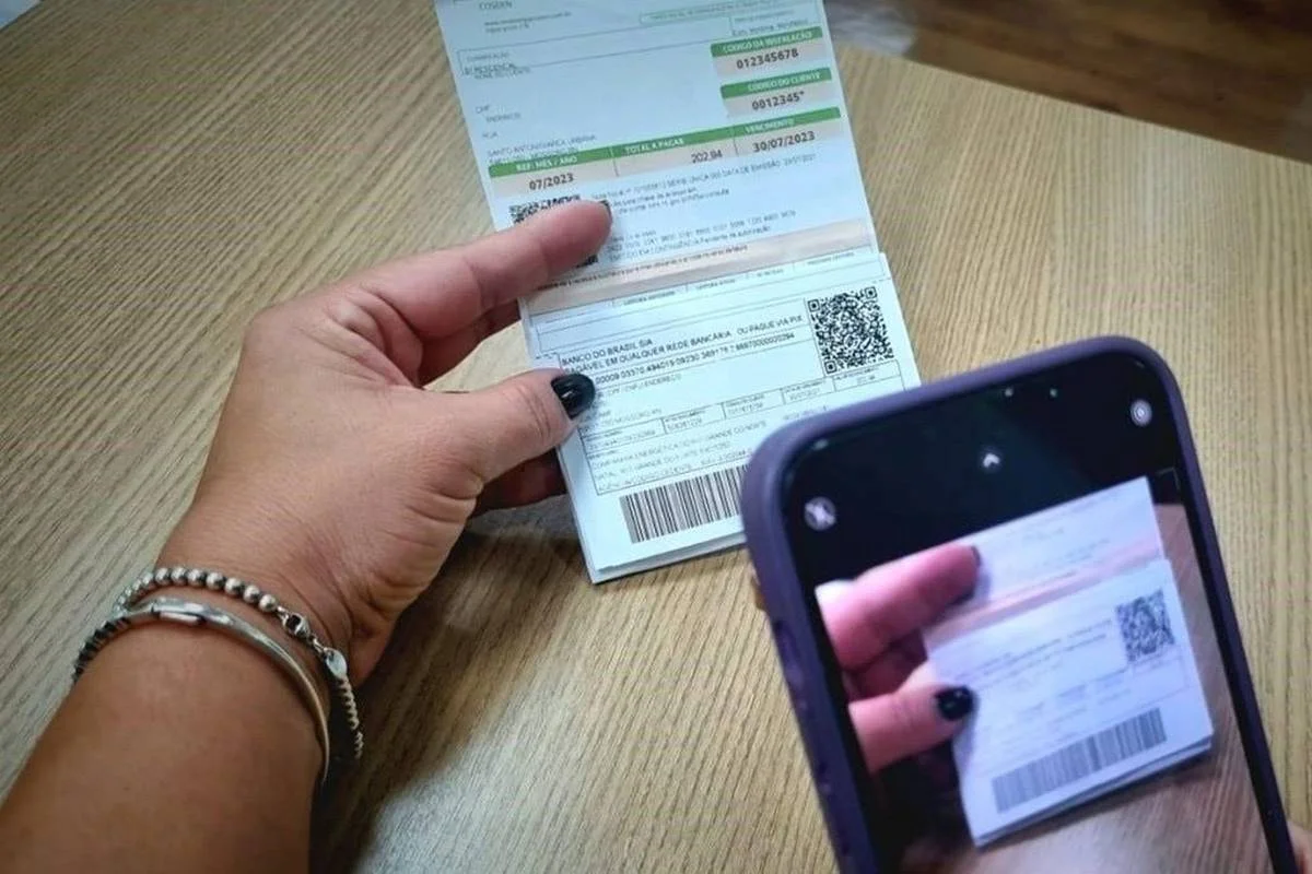 GDF sanciona novas regras para protesto de dívidas de água e luz no DF