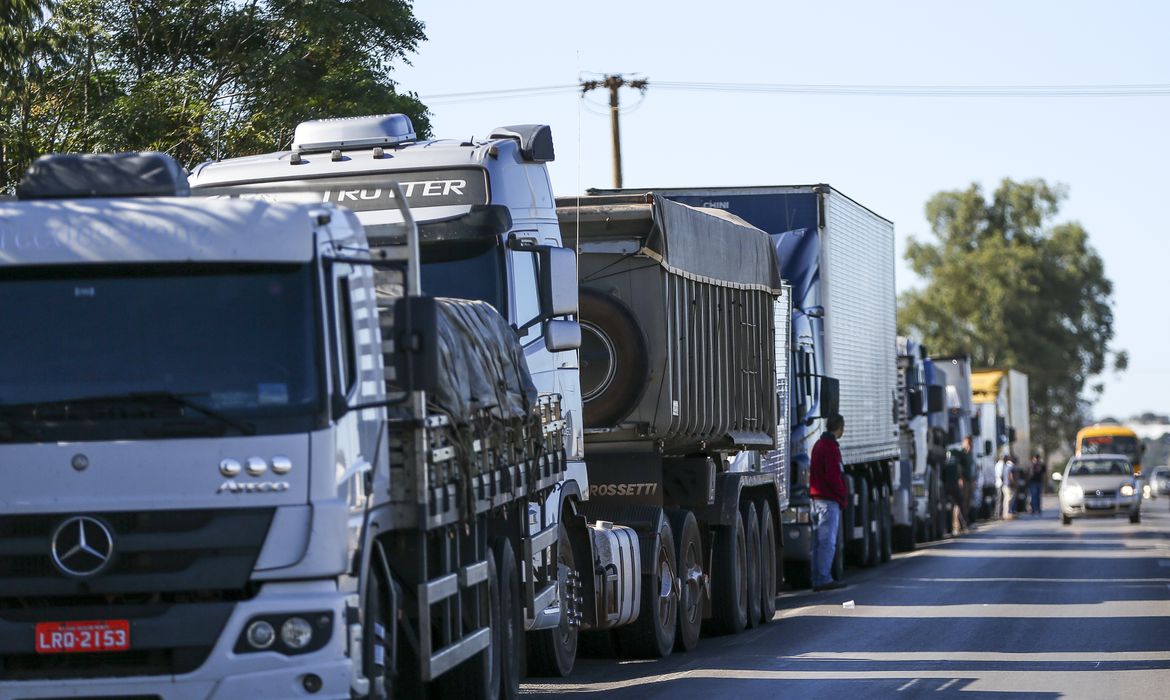 Abrava convoca paralisação nacional de caminhoneiros nos portos