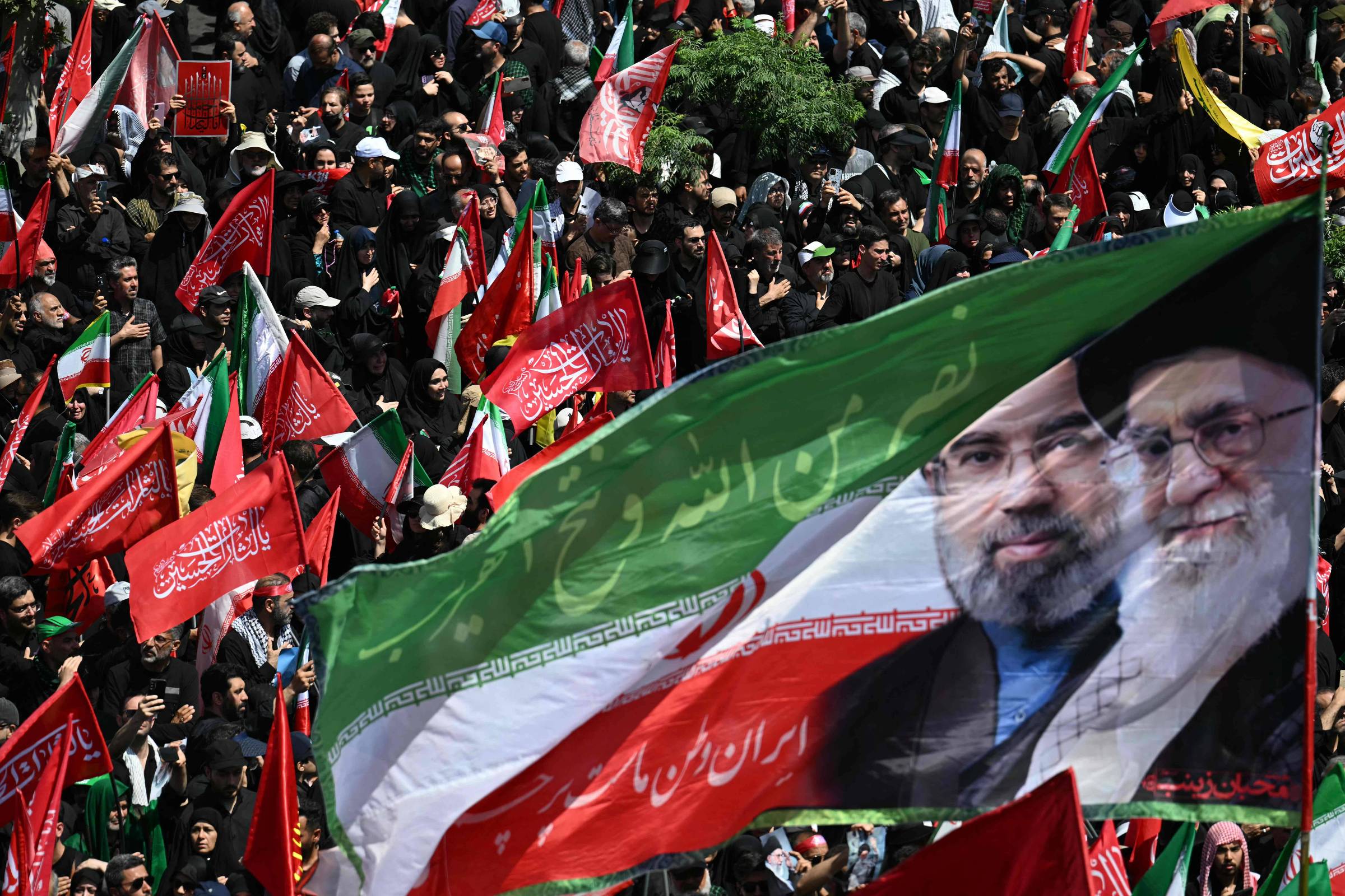 Mojtaba Khamenei declara vingança por Ali Khamenei como demanda nacional