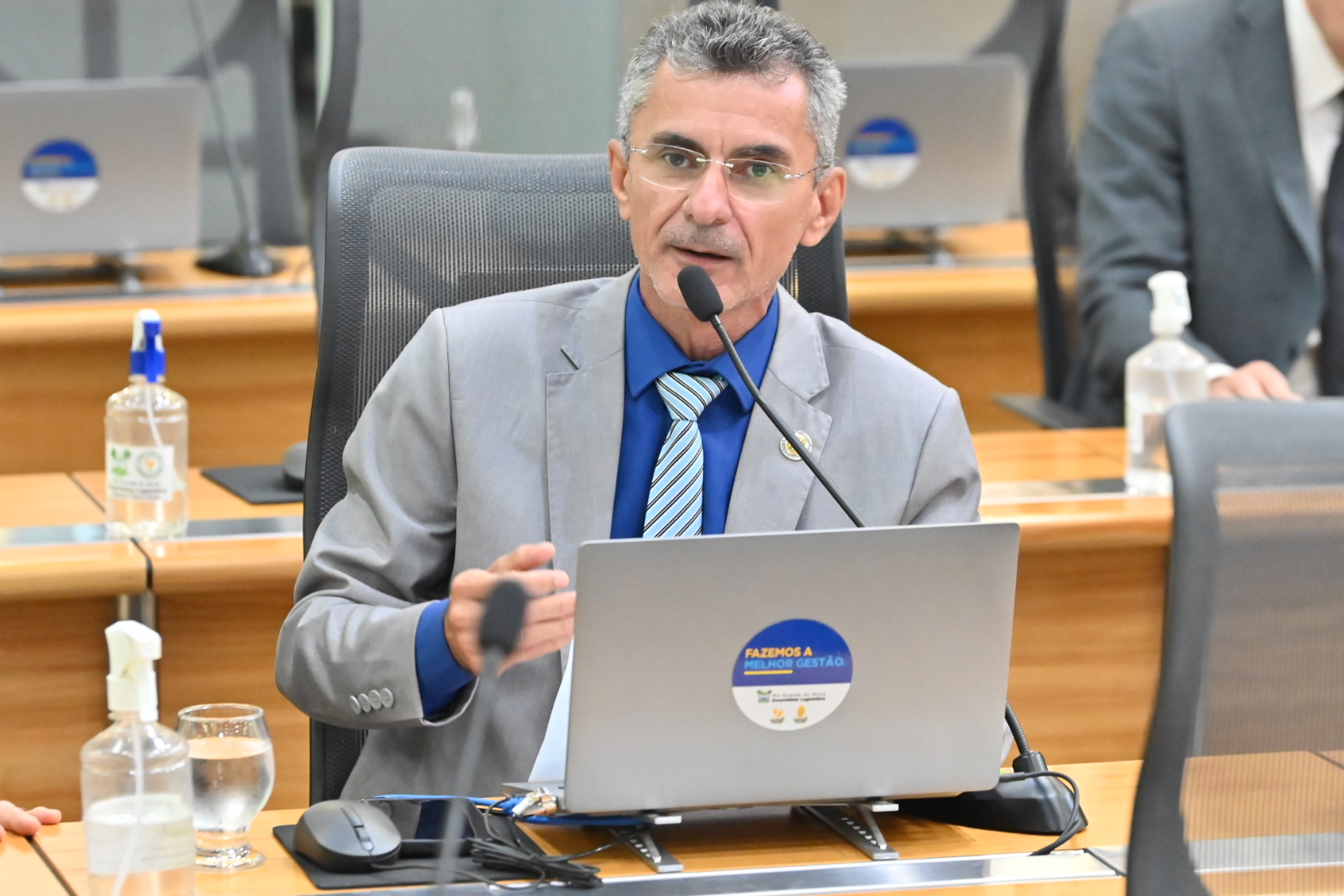 Líder do governo Fátima Bezerra defende gestão e descarta desgaste para pré-campanha