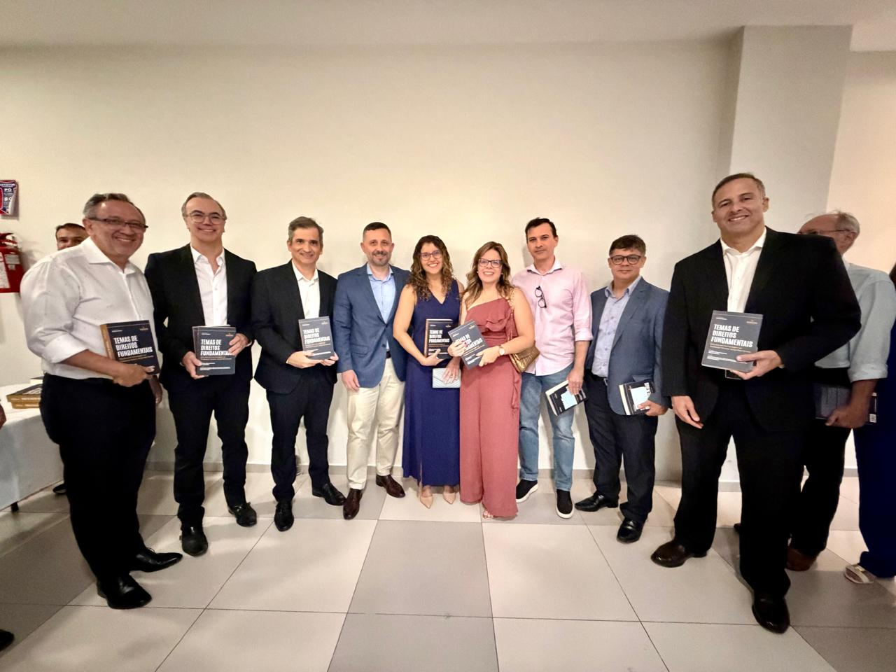 Livro em homenagem ao professor Jorge Reis Novais é lançado na sede da OAB/RN em Natal