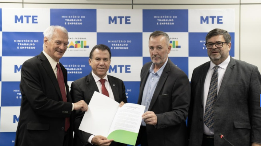 Luiz Marinho recebe proposta para regulamentar trabalho em feriados