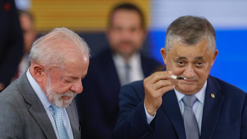 Lula bloqueia R$ 23,7 bilhões do orçamento federal de 2026 para cumprir meta fiscal