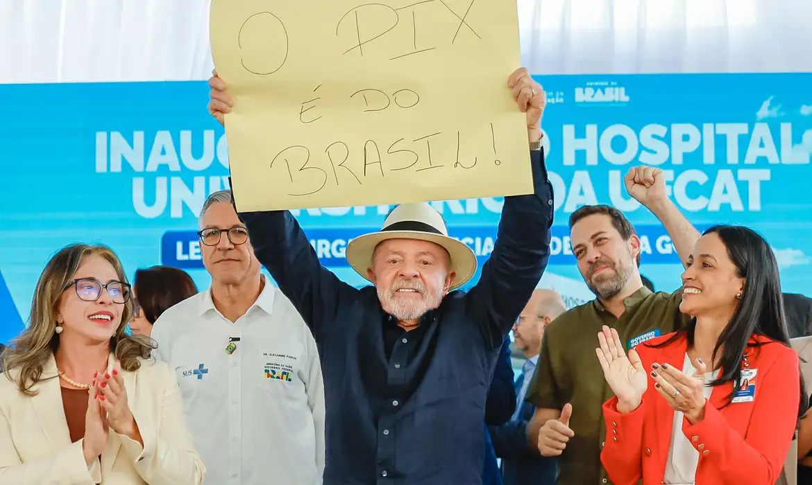 Lula defende Pix e afirma que sistema brasileiro assusta norte-americanos