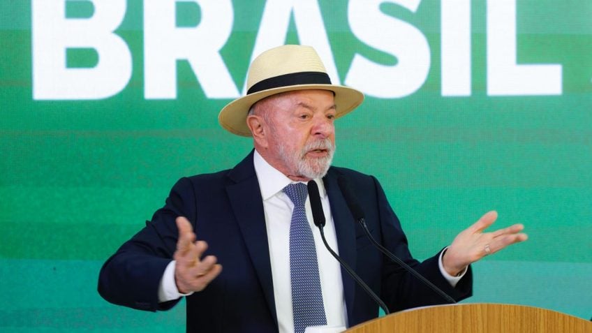 Lula propõe plano de defesa independente de sobras do Orçamento