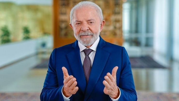 Lula inaugura Túnel Major Sales no RN e entrega ônibus escolares
