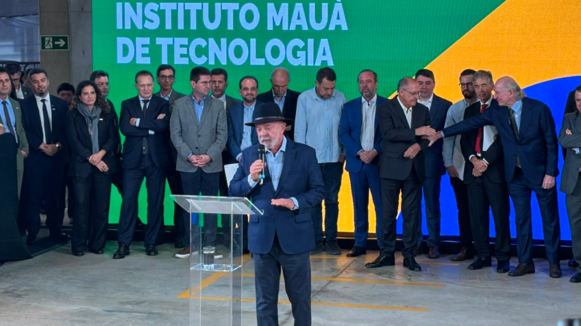 Luiz Inácio Lula da Silva defende transição energética e redução da dependência do petróleo no Brasil