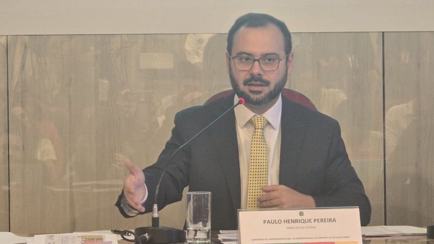 Ministro Paulo Henrique Pereira declara Lula presidente dos empreendedores em anúncio de crédito e teto do MEI
