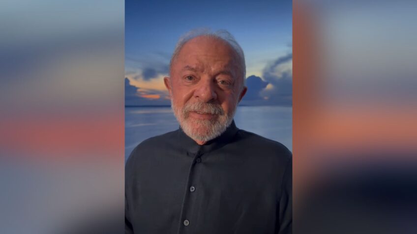 Lula exalta o Brasil um dia após encontro de Flávio Bolsonaro com Trump
