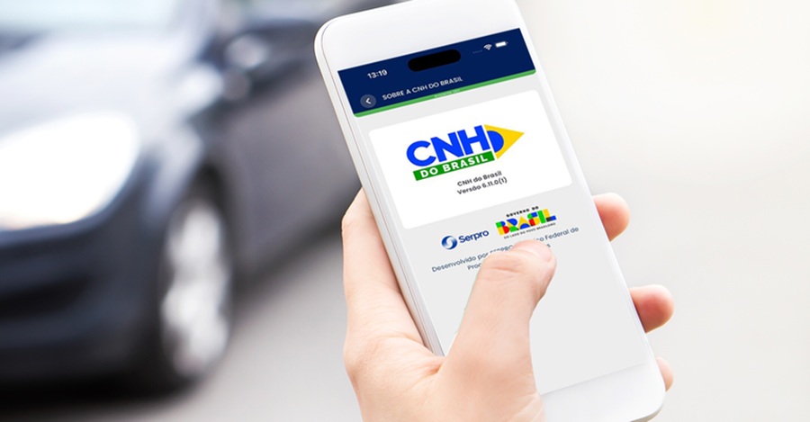Presidente Luiz Inácio Lula da Silva sanciona medida que facilita renovação da CNH