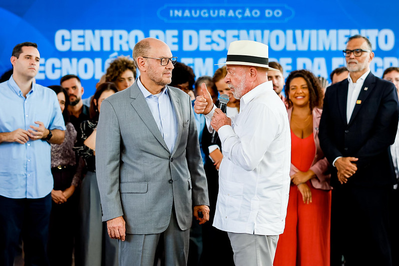 Lula cobra avanço da PEC da Segurança e afirma que governadores são "reféns" de polícias estaduais
