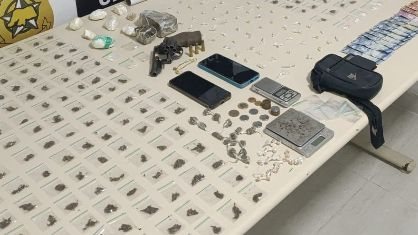 Polícia desarticula ponto de armazenamento de drogas em Parnamirim