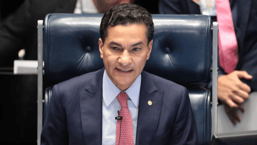 MARCOS PEREIRA: Usar STF na campanha é lamentável