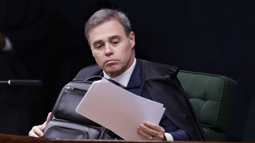 André Mendonça classifica fraude do Banco Master como a maior do país, com traços de máfia