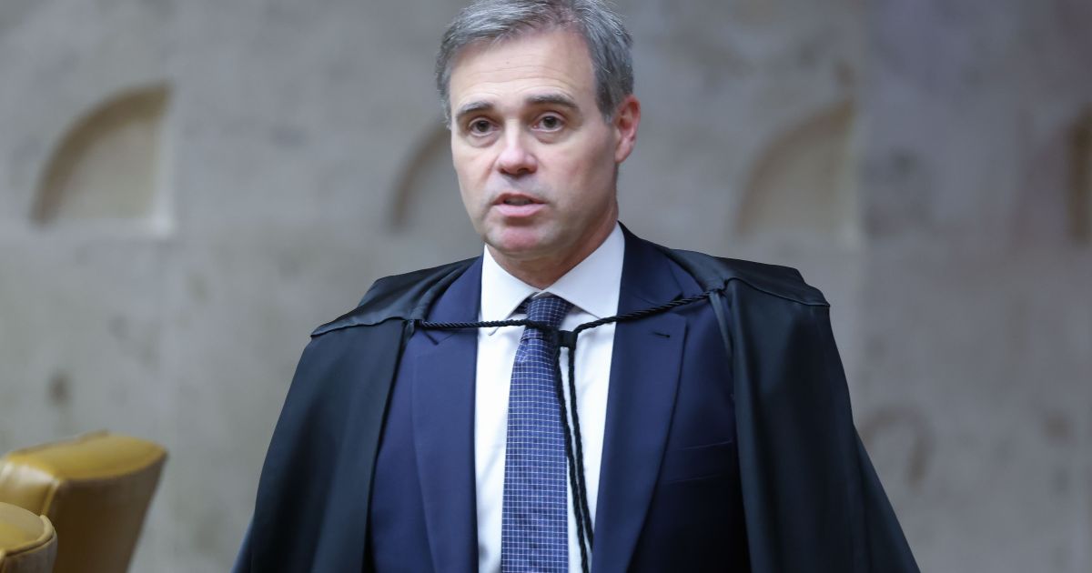Ministro do TSE manda remover vídeo que associava PT a facções