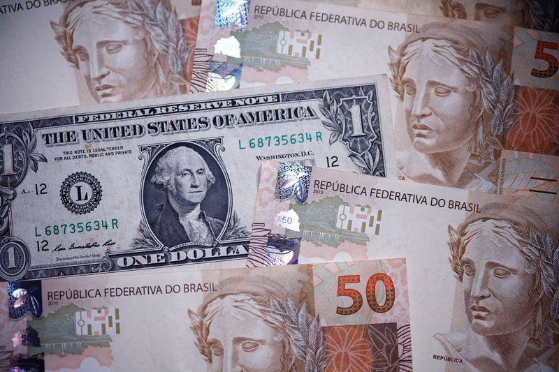 Mercado financeiro avalia juros altos por mais tempo após forte relatório de empregos nos EUA