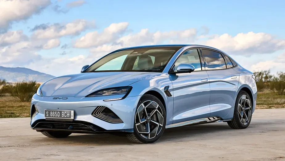 MG Motor anuncia produção nacional de elétrico para competir com BYD Dolphin