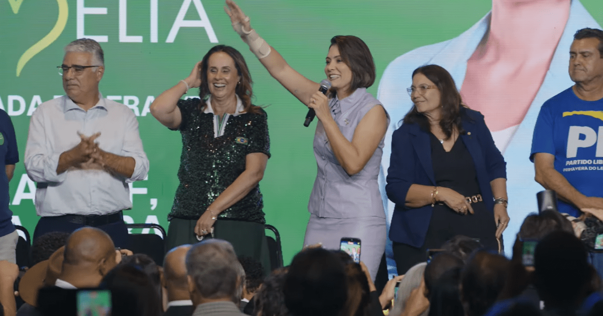 Ex-primeira-dama Michelle Bolsonaro chama ministro Alexandre de Moraes de "irmão em Cristo" em evento em Brasília